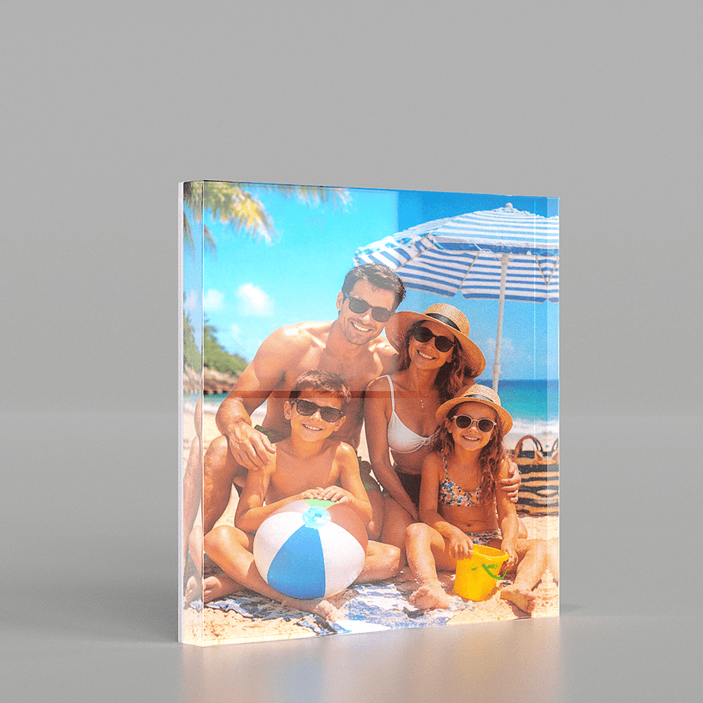 Acrylux Block 15×15cm square with football trophy logo in Belgian colours, printed on clear acrylic